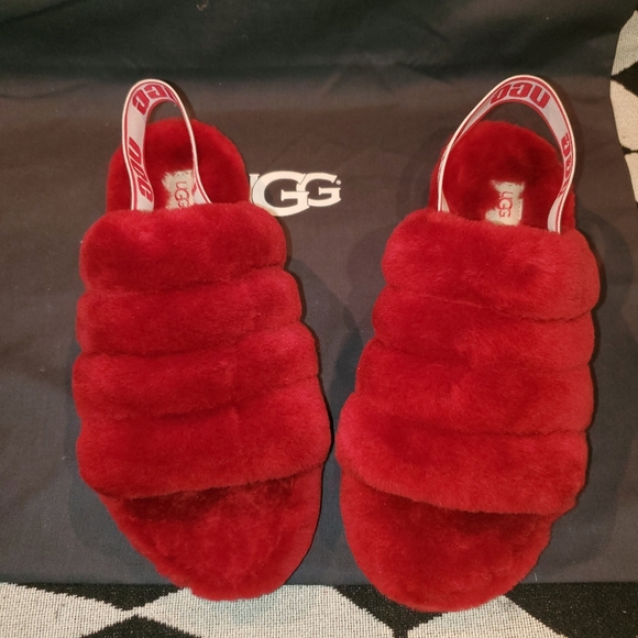 Ugg slides - Picture 2 of 10